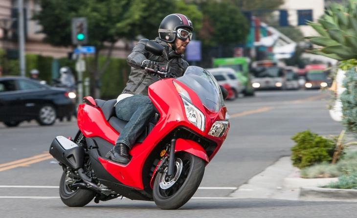 sem. Pellentesque ut ipsum ac mi eleifend